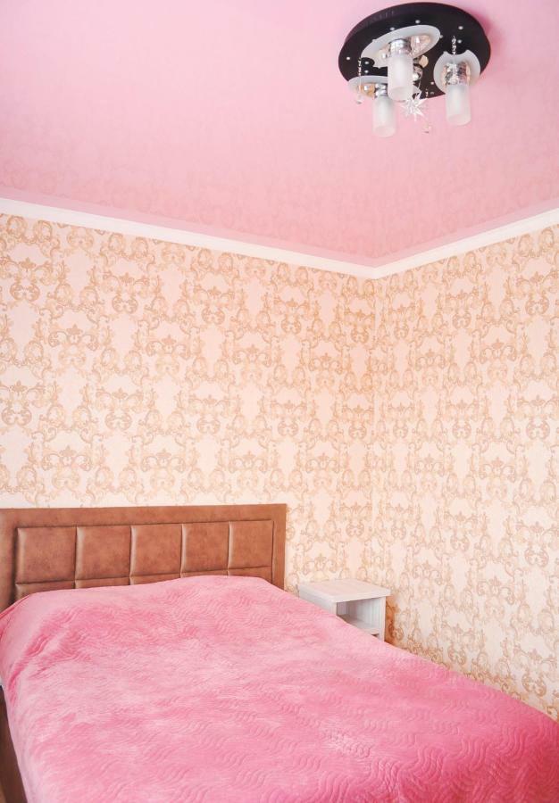 Імперія Otaci Bagian luar foto