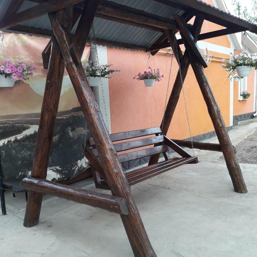 Імперія Otaci Bagian luar foto