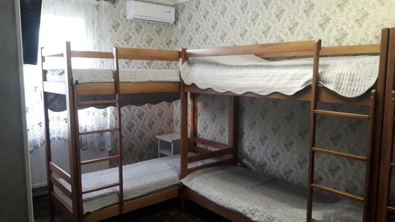 Імперія Otaci Bagian luar foto